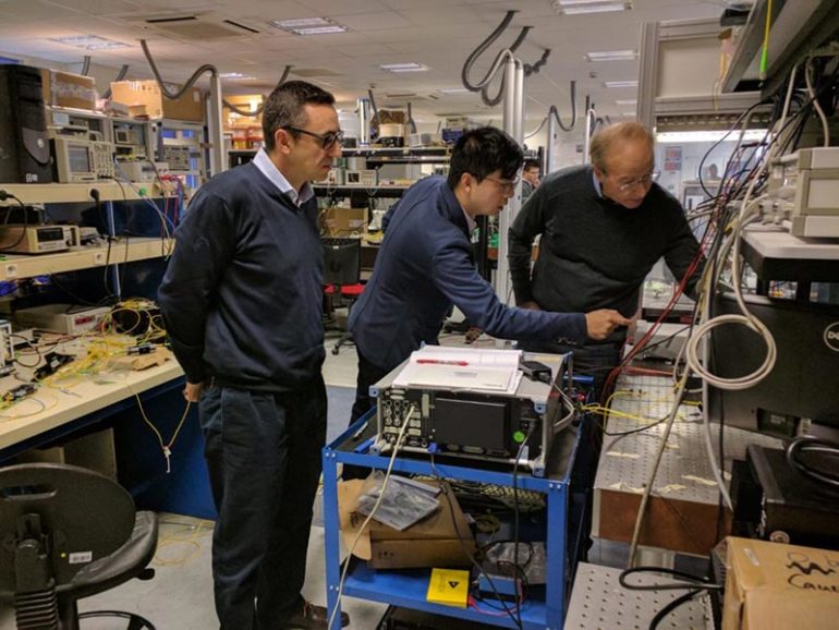 Visite de John Bowers (Univ. Calif. S. Barbara) au GTO en déc. 2018