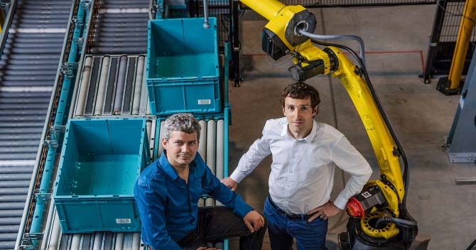 Romain Moulin et Renaud Heitz, cofondateurs d’Exotec, première licorne industrielle française. Photo : Exotec, source Journal des Entreprises